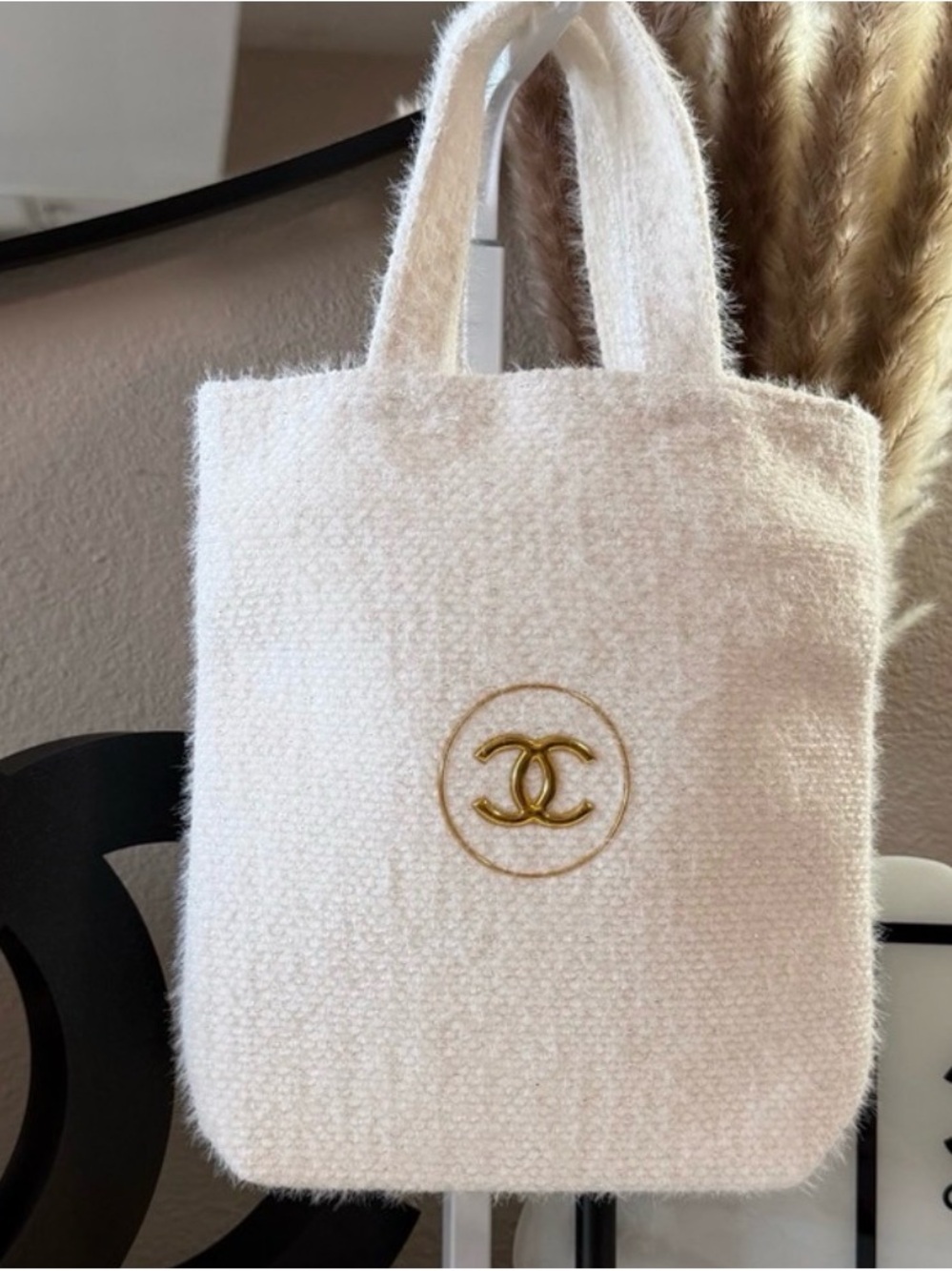Chanel Cosmetic Mini Tote Chanel Cosmetic pouch Makeup Fuzzy New in Box🌸